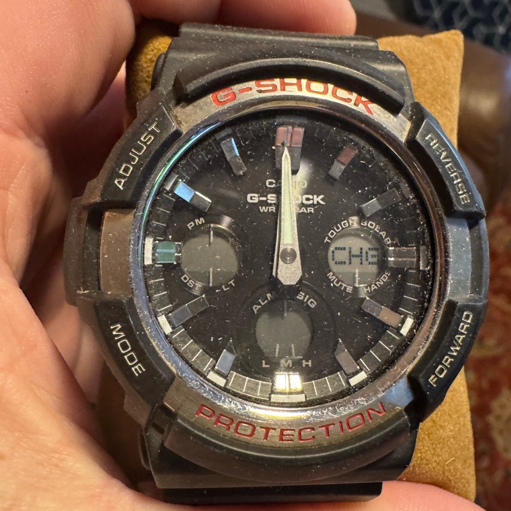 Men’s G-Shock watch.